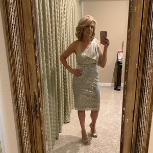 Betsy & Adam one shoulder shimmer dress